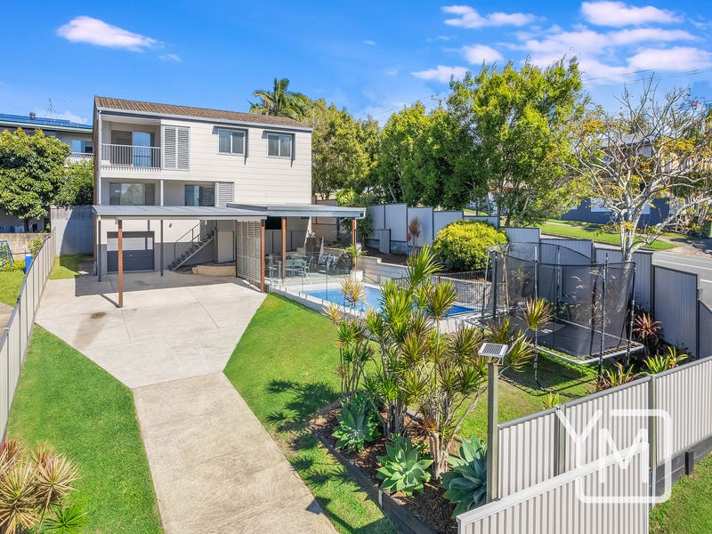 16 Theodore Court, Moffat Beach, QLD 4551