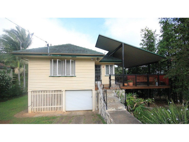 41 Binya Street, Holland Park, QLD 4121