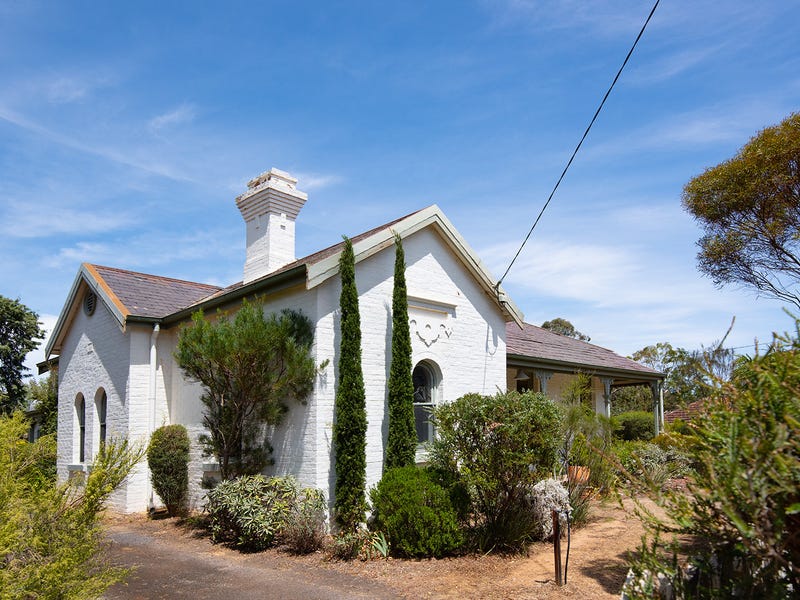 6 Reckleben Street Castlemaine Vic 3450 House For Sale
