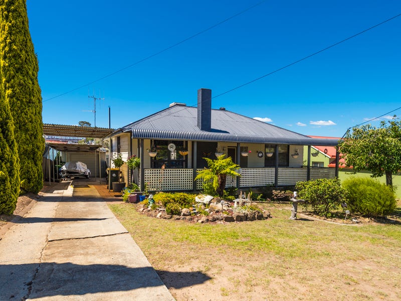 31 Munro Road, Queanbeyan, NSW 2620 Property Details