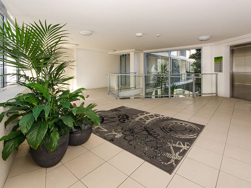 13/154 Musgrave Ave, Southport, Qld 4215 Property Details