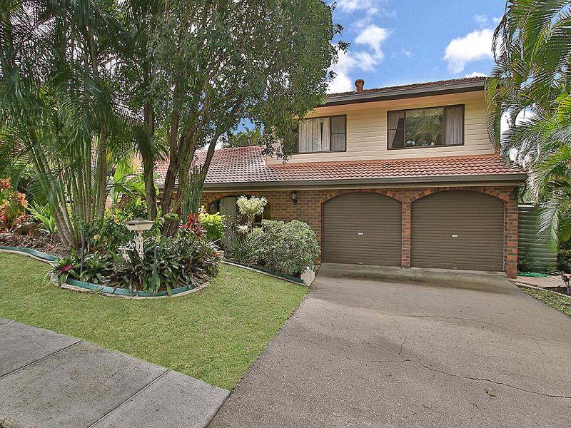 32 Bridle Street, Mansfield, Qld 4122 Property Details