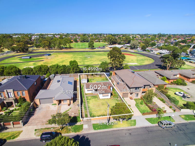 6 Cooma Street, Moorabbin, Vic 3189 Property Details