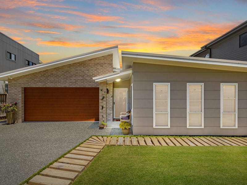 Real Estate & Property for Sale in Blueys Beach, NSW 2428 realestate