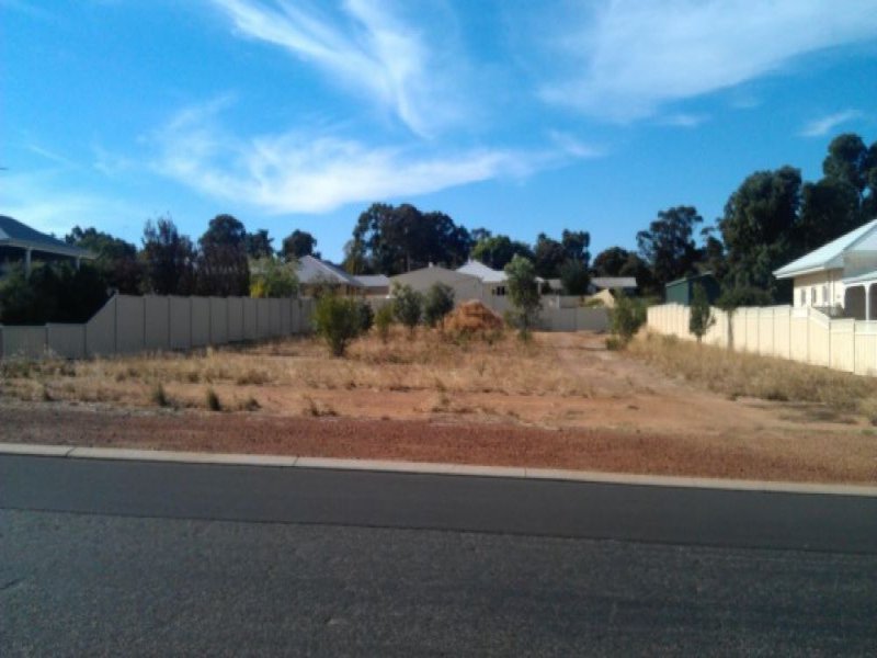 96 Felspar Street, Narrogin, WA 6312