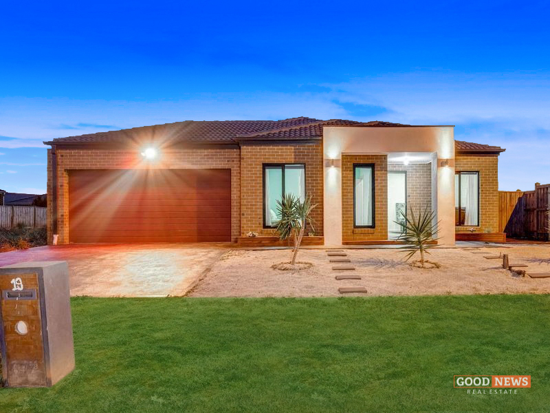 19 Leyana Crescent, Brookfield, Vic 3338 House for Rent realestate