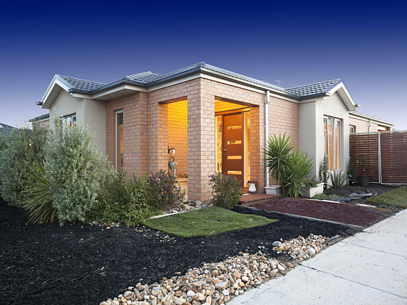 106 Alamanda Boulevard, Point Cook, Vic 3030 Property Details