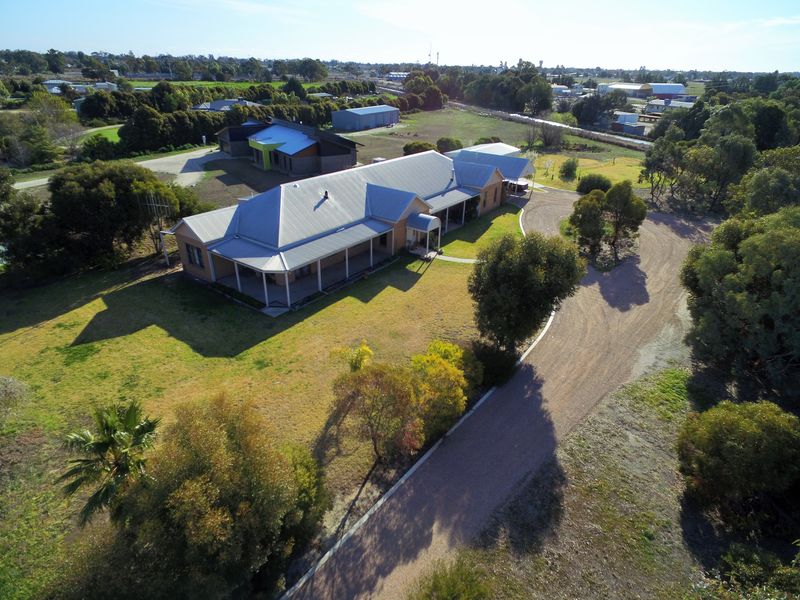 38 Borough Drive, Kerang, Vic 3579 House for Sale