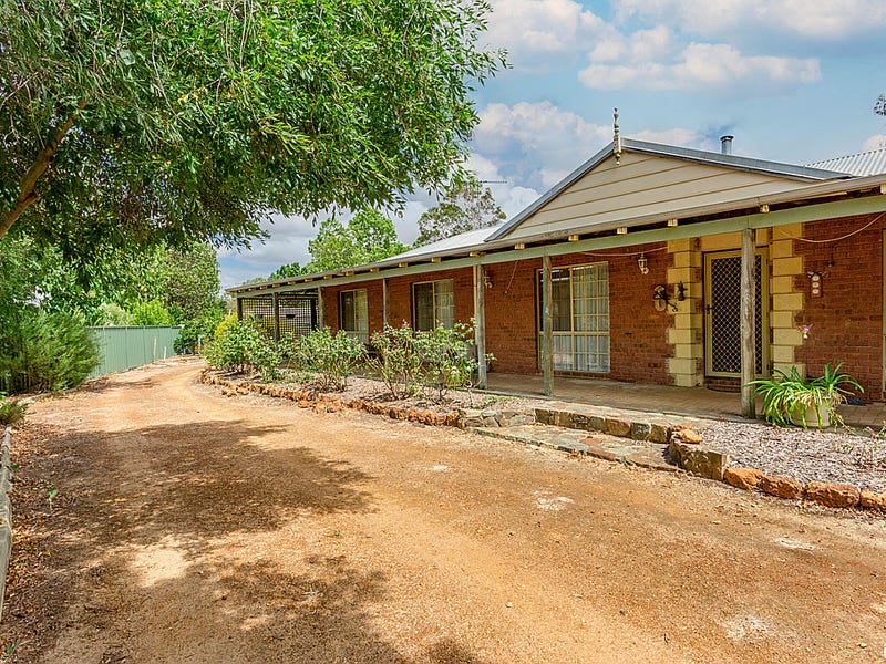 8 Rose Road, Mundijong, WA 6123 Property Details