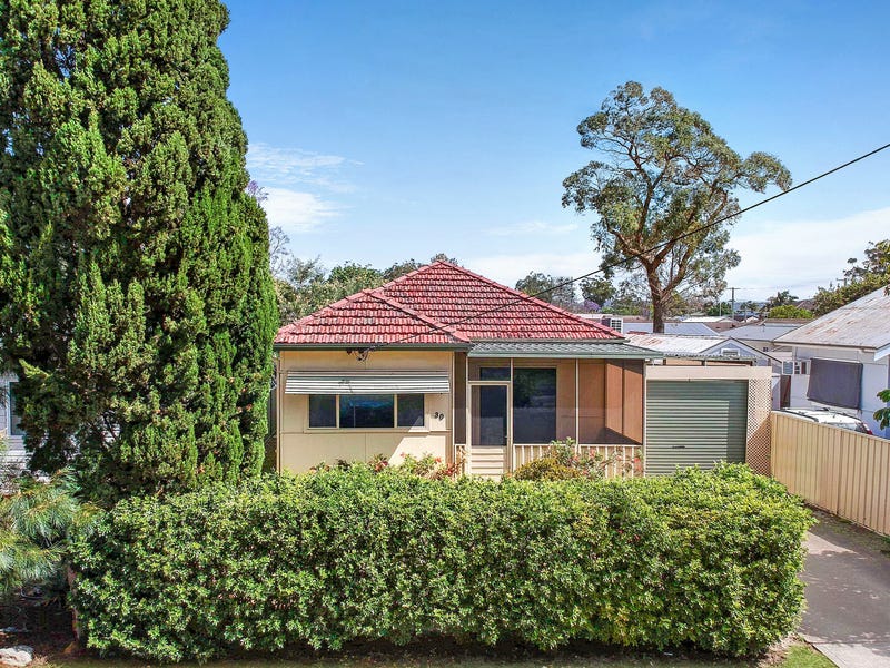 30 Gallipoli Avenue, Blackwall, NSW 2256