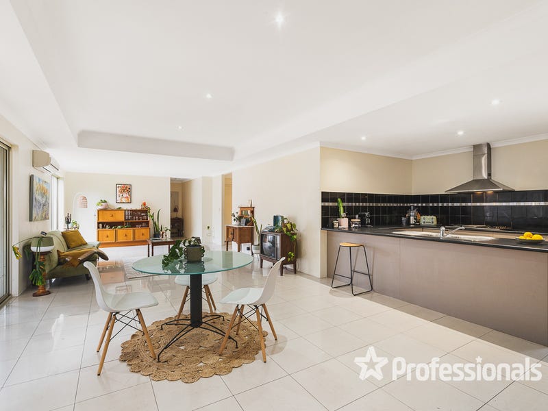 6 Concord Brace, Dunsborough, WA 6281 - Property Details