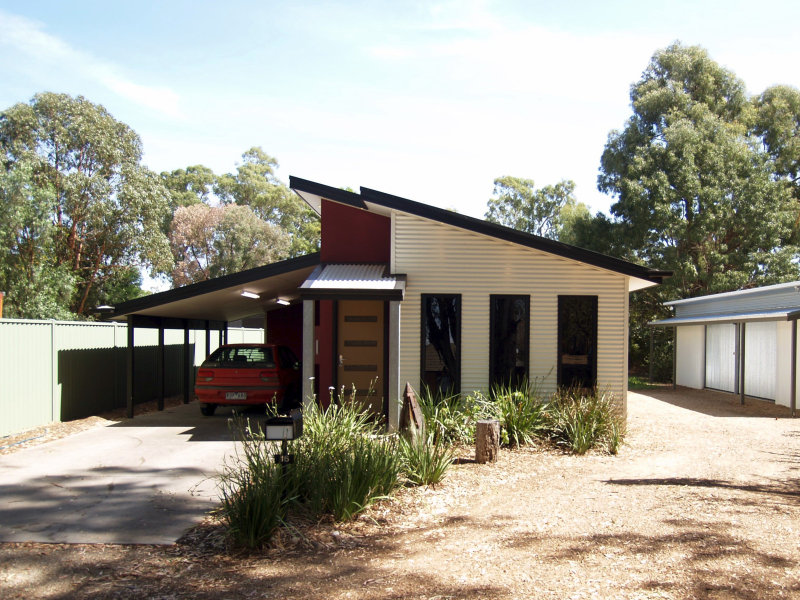 16 Anderson Street, Avenel, Vic 3664 Property Details