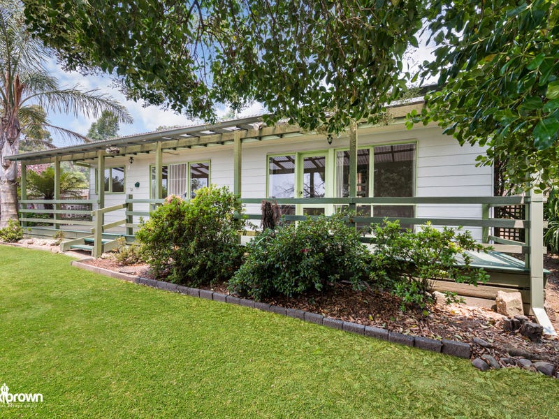 25 Dean Cres, Launching Place, VIC 3139