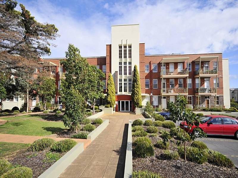 103 Gatehouse Place, Maribyrnong, Vic 3032 Property Details