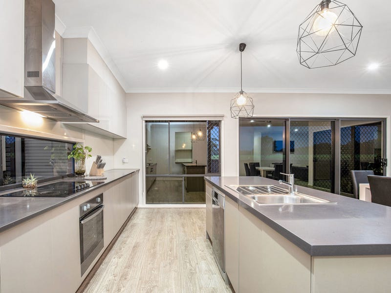 23 Esplanade, Jacobs Well, Qld 4208