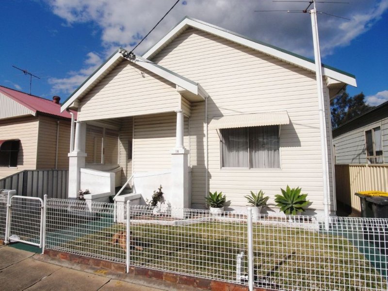 18 Rawson Street, Mayfield, NSW 2304 Property Details