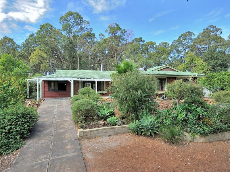 Houses for Sale in Mundaring, WA 6073