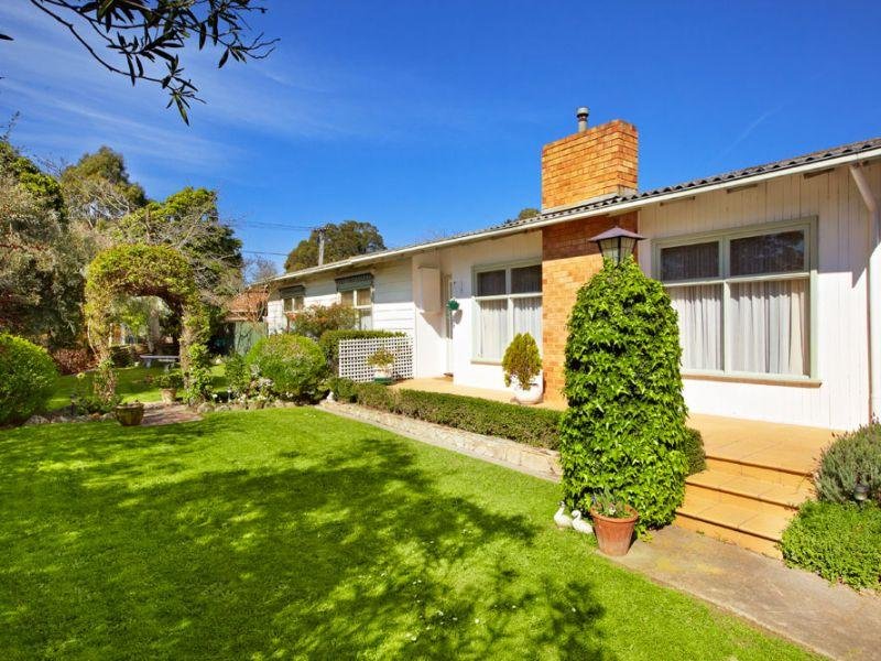 26 Olympiad Cres, Box Hill North, VIC 3129