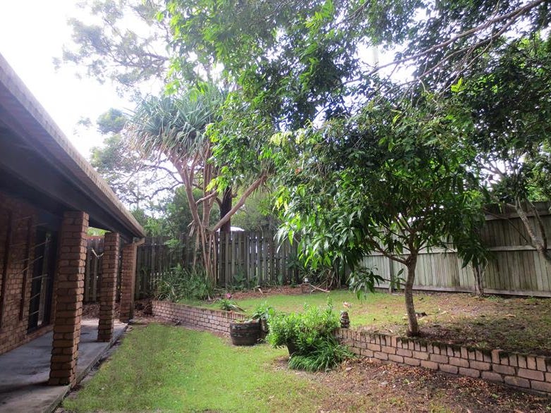 89 Lakes Boulevard, Wooloweyah, NSW 2464