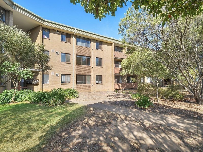 12A/60 Wattle Street, Lyneham, ACT 2602 Property Details
