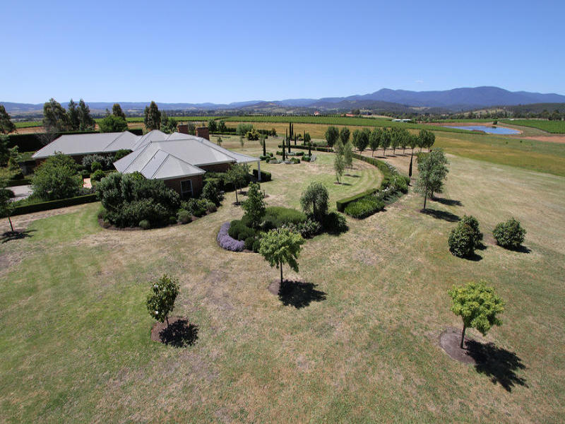 10 Maddens Lane, Coldstream, VIC 3770