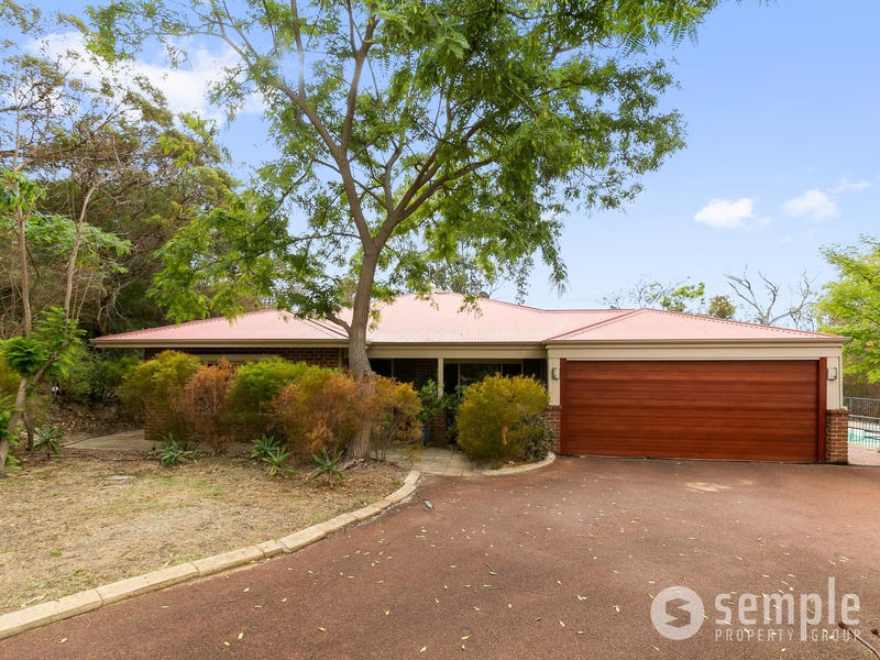 10 Coachman Court, Wellard, WA 6170