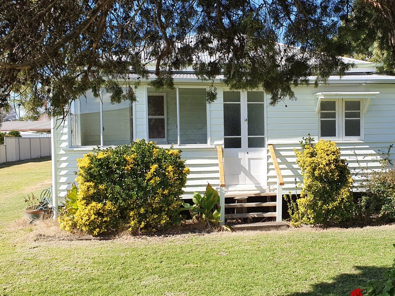 17 Herbert Street, Allora, Qld 4362 Property Details