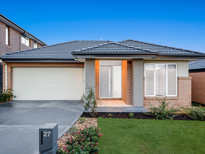 27 Excalibur Street, Berwick, VIC 3806 - realestate.com.au