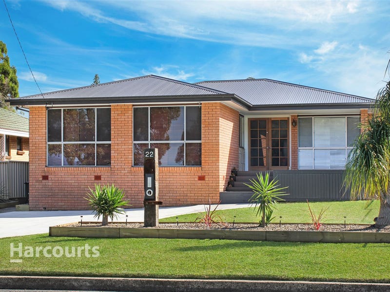 22 Lakeside Drive, Kanahooka, NSW 2530