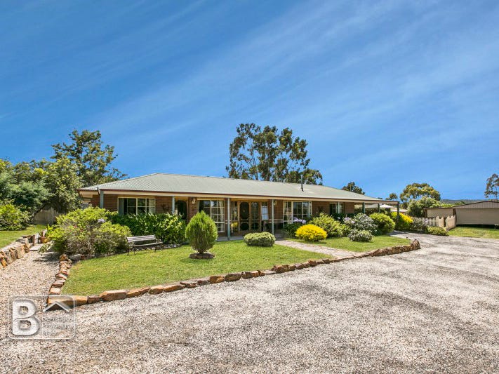 8 Road, Campbells Creek, VIC 3451