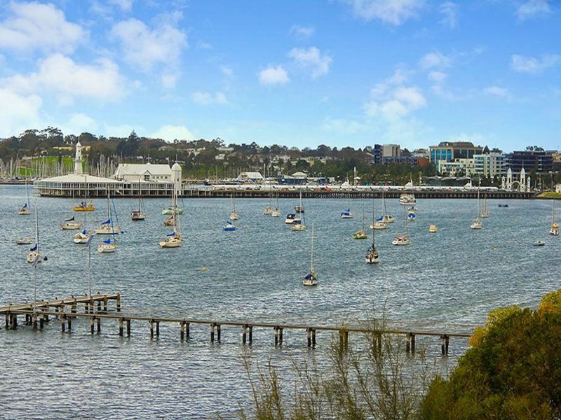8/17a The Esplanade, Geelong, Vic 3220 Property Details