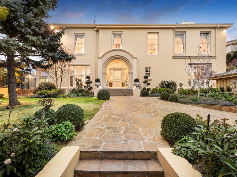 2 Power Avenue, Toorak