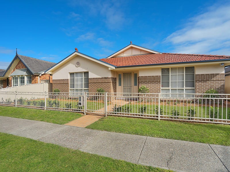244 Beaumont Street, Hamilton South, NSW 2303