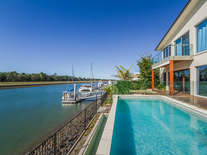 77 Marina Parade, Jacobs Well, QLD 4208