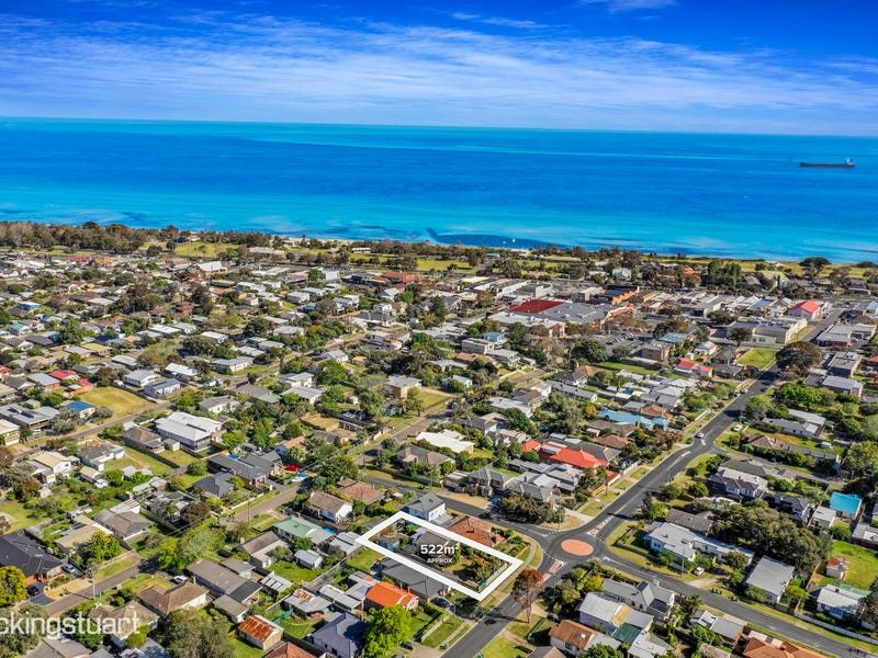 68 Rosebud Parade, Rosebud, Vic 3939 House for Sale