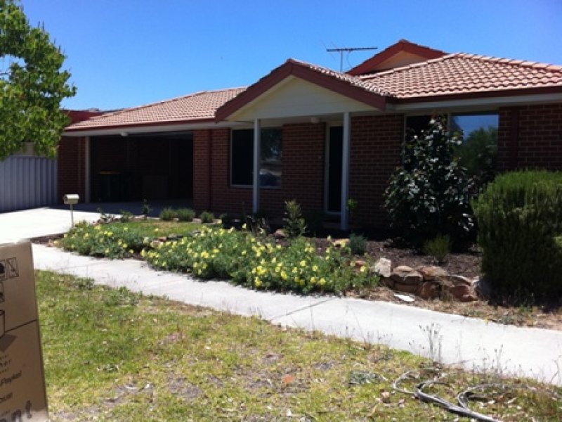 10 Mathoura Street, Midland, WA 6056