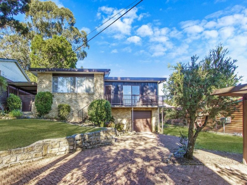 18 Berrys Head Road, Wyoming, NSW 2250 Property Details