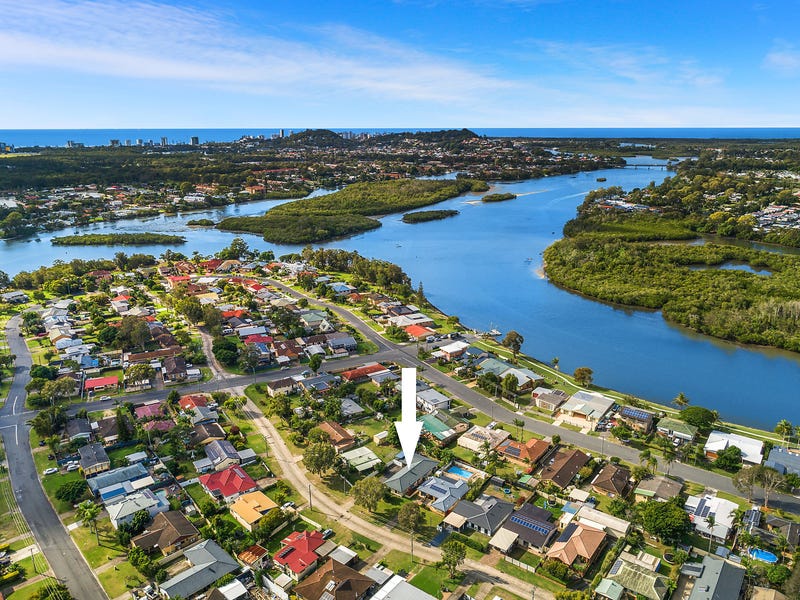 2/26 Riviera Avenue, Tweed Heads West, NSW 2485 Duplex/Semidetached