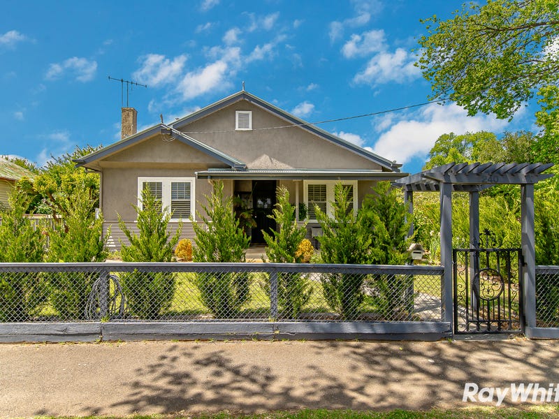 240 Napier Street, Bendigo, Vic 3550 Property Details