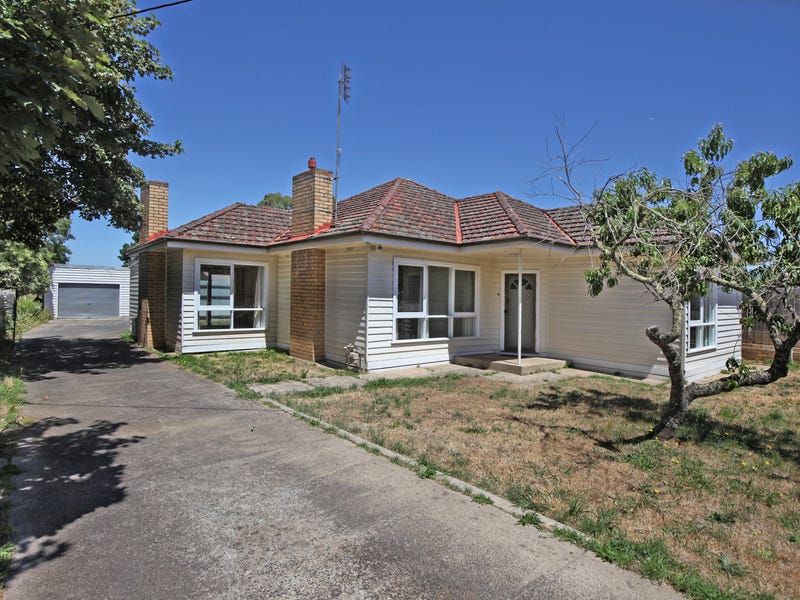 138 High Street, Vic 3444 House for Sale