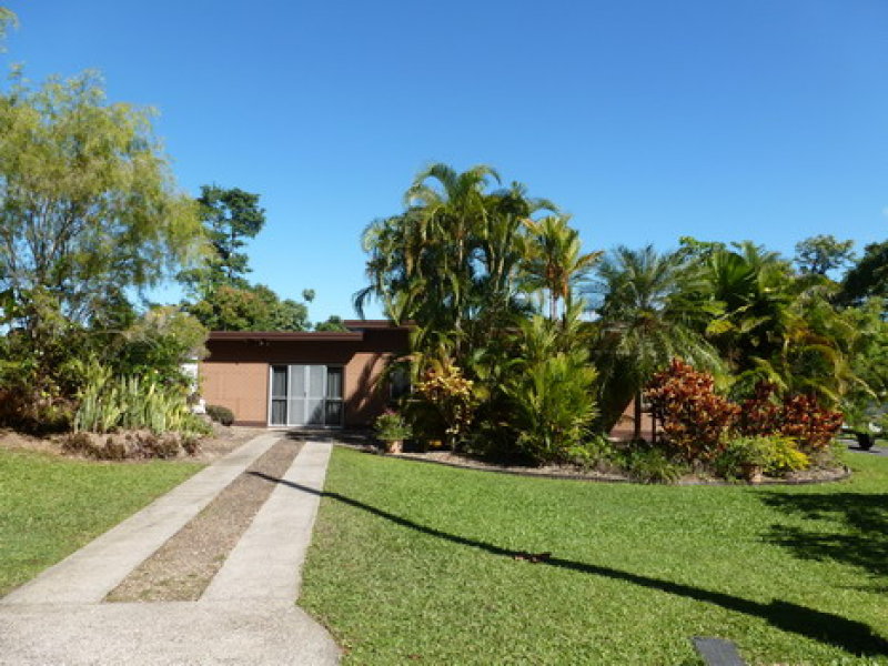 416 Flying Fish Point Road, Eaton, QLD 4860