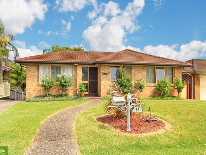 88 Gibsons Road, Figtree, NSW 2525