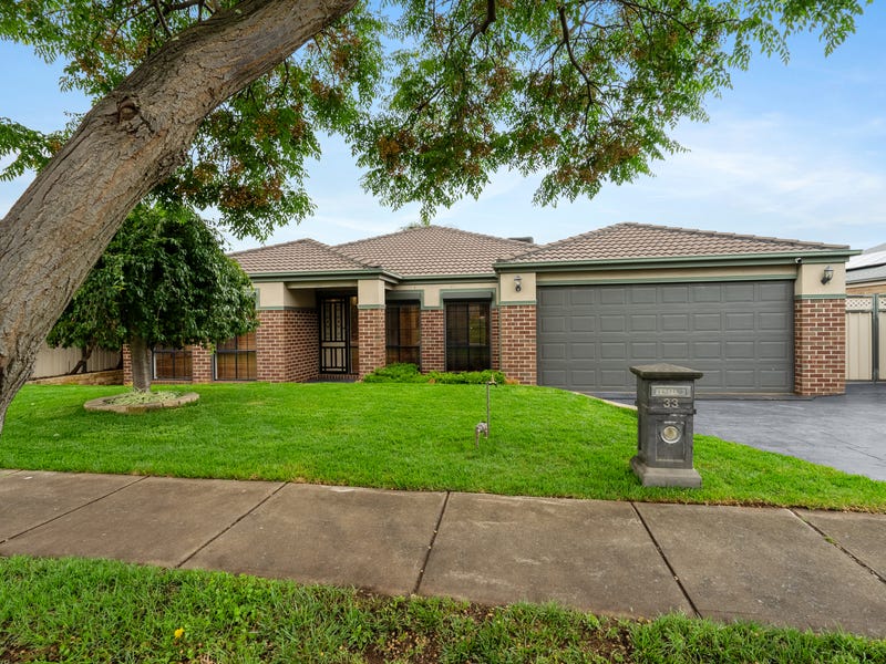33 Grantleigh Drive, Darley, Vic 3340 Property Details