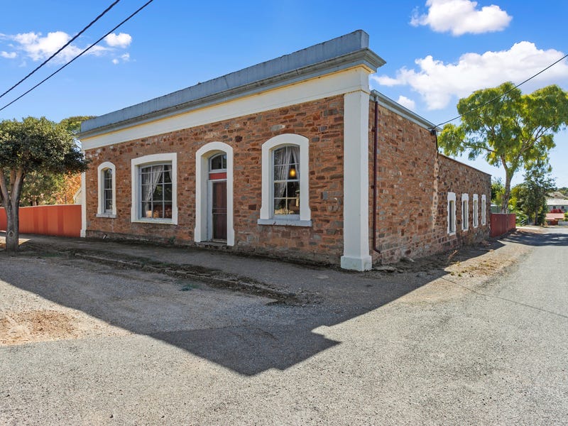 18 Morehead Street, Burra, SA 5417 Property Details