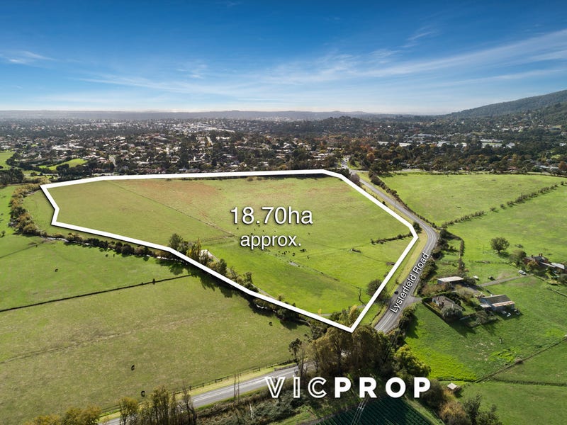 216 Lysterfield Road, Lysterfield, VIC 3156
