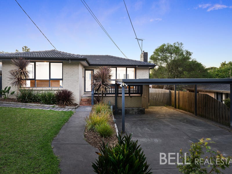 103 Pembroke Road, Mooroolbark, Vic 3138 Property Details