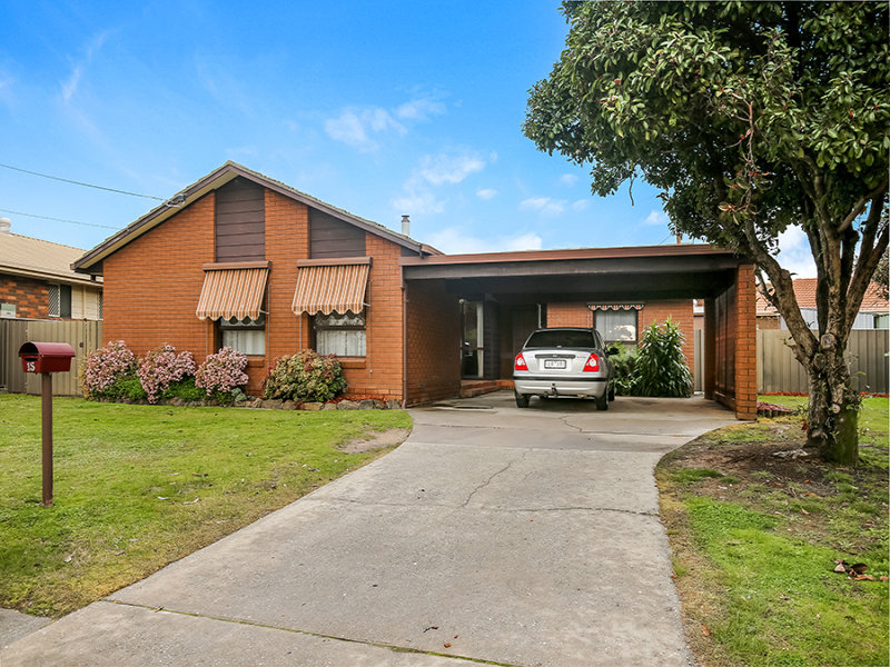 15 Sapphire Circuit, Wodonga, Vic 3690 Property Details