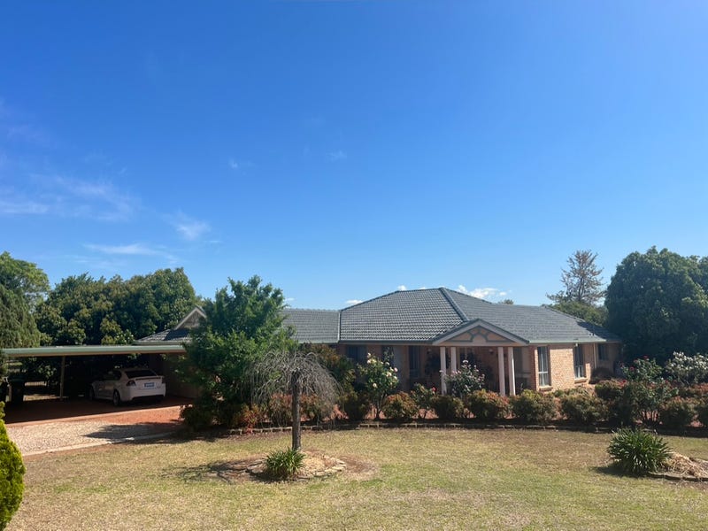 62 Gray Street, Scone, NSW 2337 House for Sale