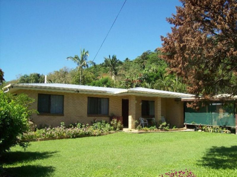 5 Roslyn Road, Mount Julian, QLD 4800