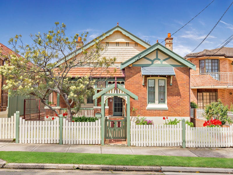 18 The Parade, Enfield, NSW 2136